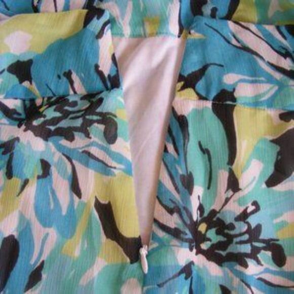 CATO Skirt, 6, Floral, ruffled hem, Side zip, Colorful, Blues/black/yellow - Picture 8 of 11
